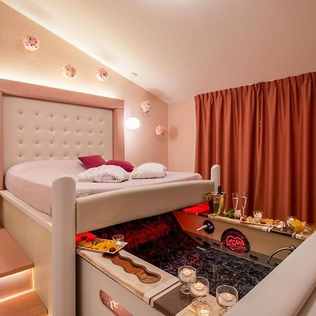 Hotel Butterfly - Il Nido D'Amore Bologna Monzuno Bagian luar foto