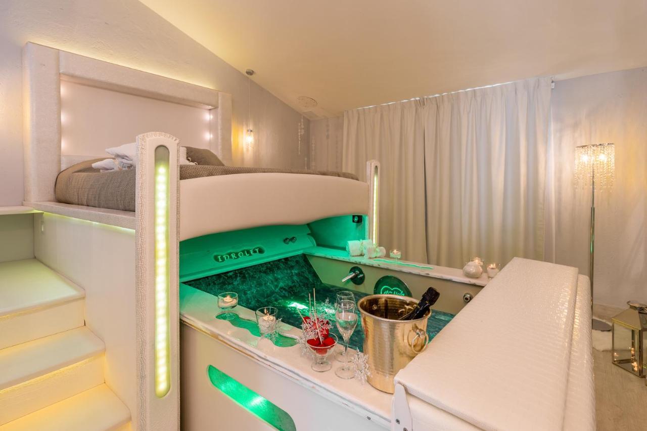 Hotel Butterfly - Il Nido D'Amore Bologna Monzuno Bagian luar foto
